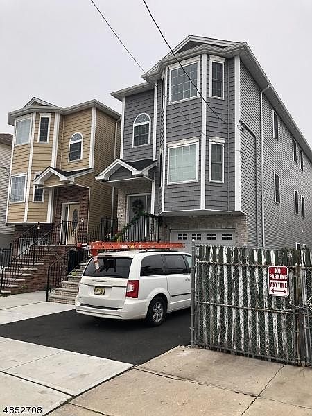 2nd image of 146 Marshall St #1