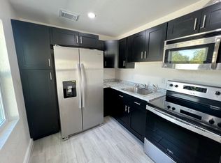 2025 44th St S #1/2, Saint Petersburg, FL 33711