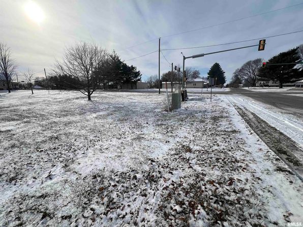 300 E Main St, Good Hope, IL 61438