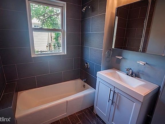 23A Kelly Rd. #2 Cambridge Shared Unit Photo 4