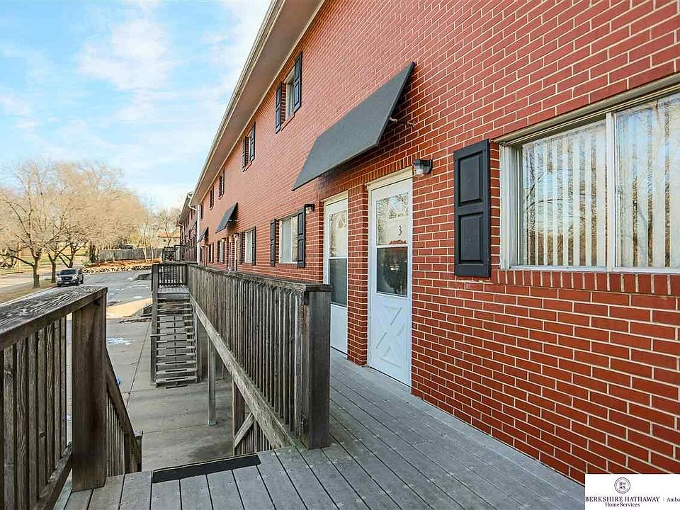 1st image of 1905 Thurston Ave APT 4