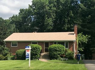 7302 Camp Alger Ave, Falls Church, VA 22042