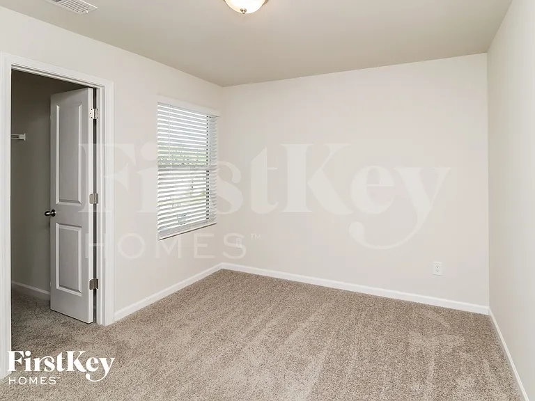 2046 Cypress Village Dr NW — Photo 9