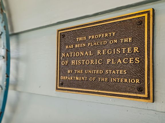 5th image of 1302 Riverside Rd