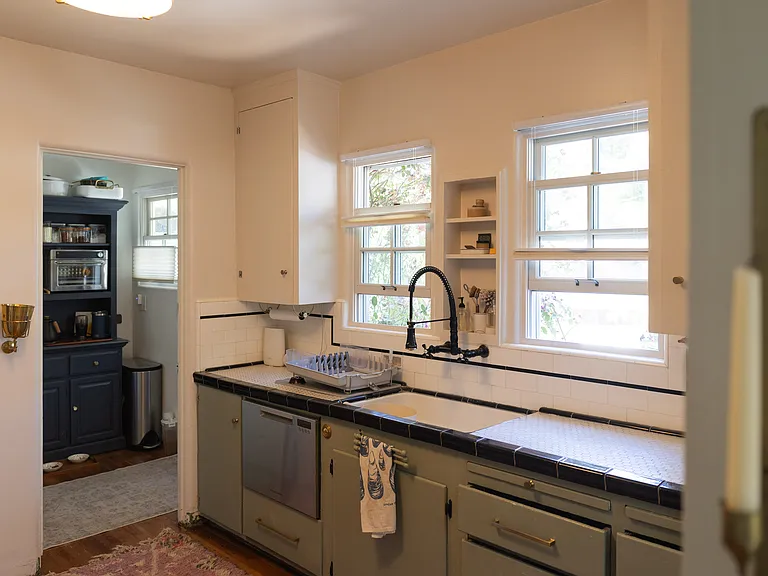 1278 Phillips Ln — Photo 34