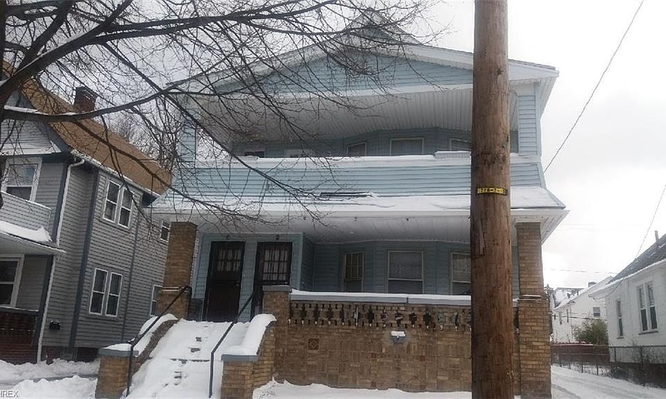 1st image of 3277 E 145th St