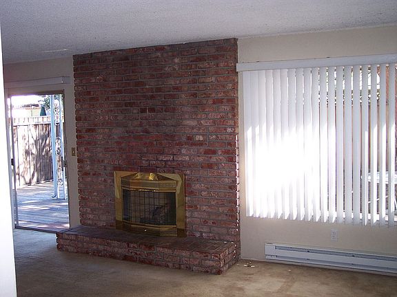 4th image of 1518 Lexington Dr
