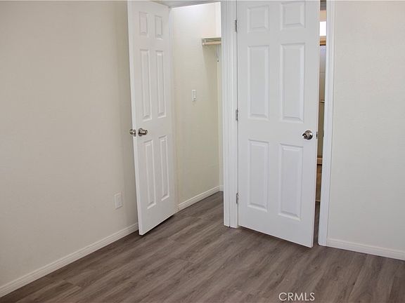 2nd image of 372 E 55th St Unit 1/4