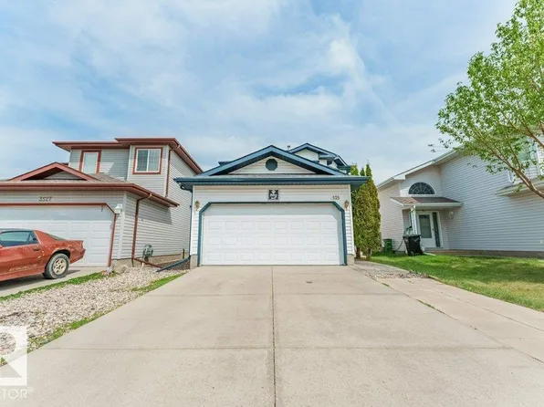 3525 22nd St NW, Edmonton, AB T6T 1W2