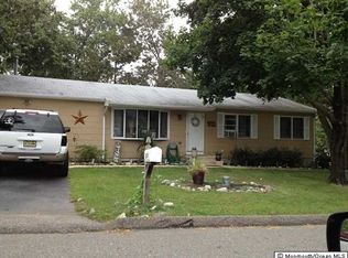 2078 Brookdale Park Dr, Forked River, NJ 08731