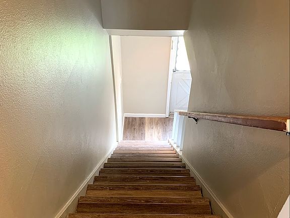 3rd image of 621 W Indiana Ave APT 9