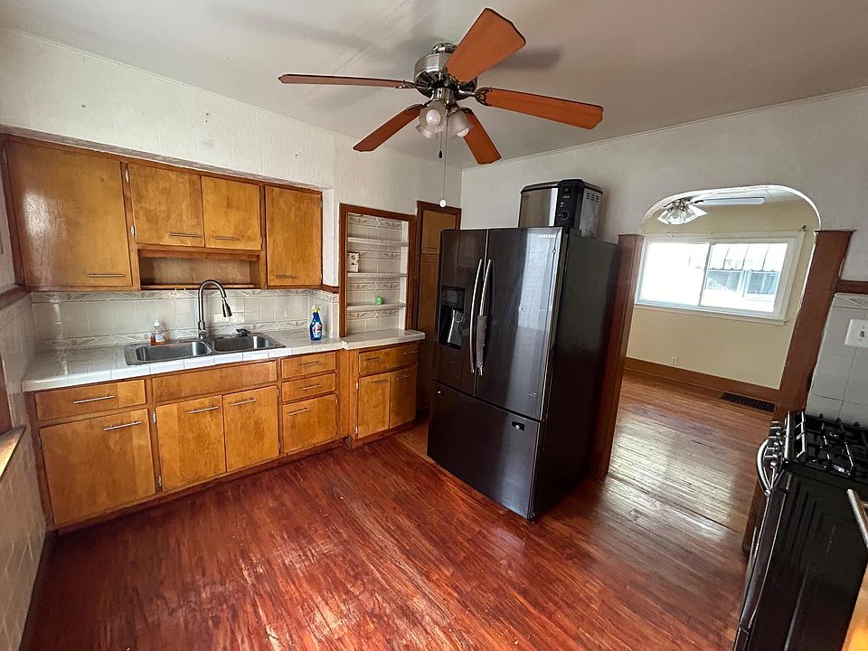 1st image of 149 Shirley Ave