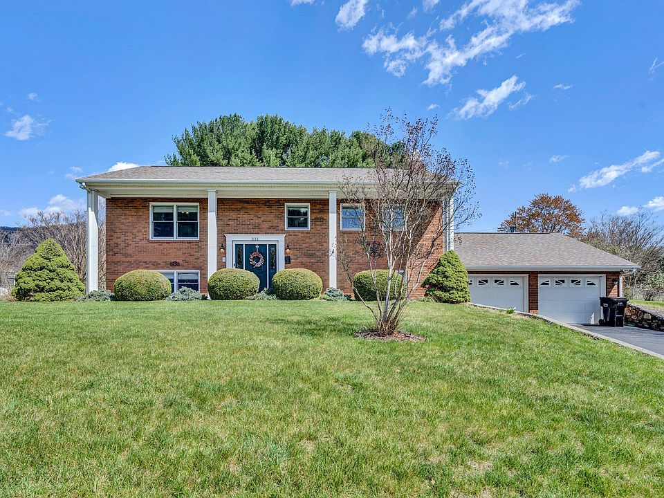 1st image of 331 Stonebridge Dr