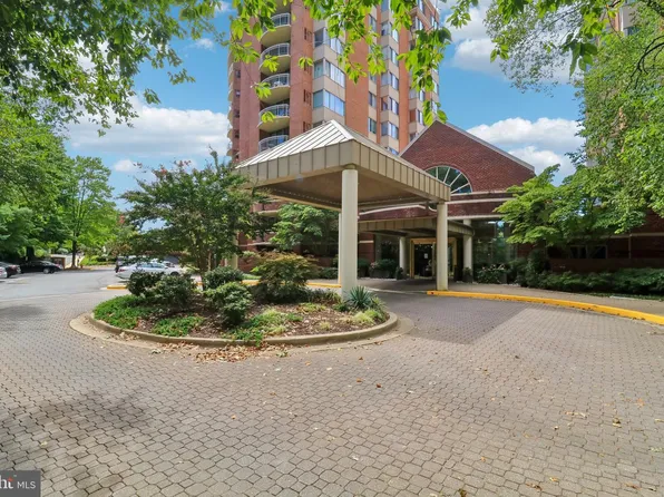 5802 Nicholson Ln #2-201, Rockville, MD 20852