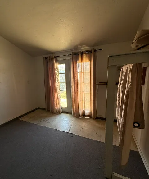 730 Tierra Rd #B — Photo 13
