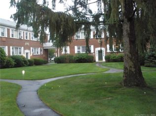 53 Hope St APT 18C, Stamford, CT 06906