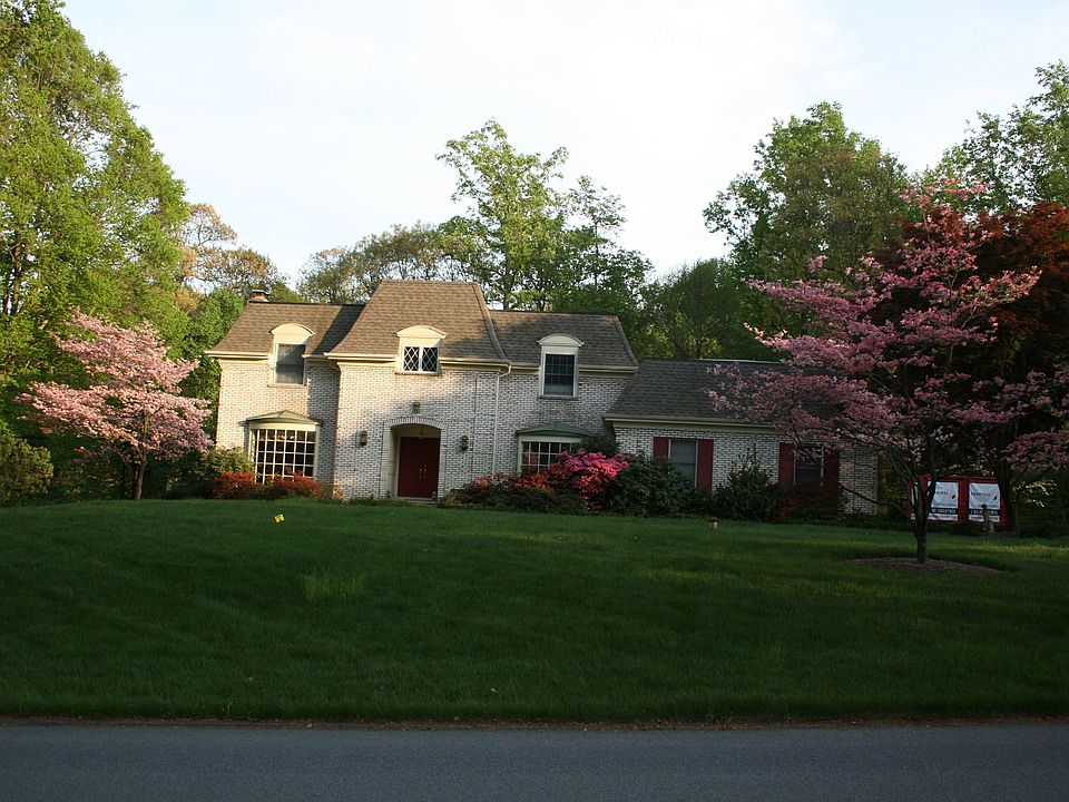 1st image of 909 Coachway