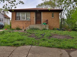 16138 Finch Ave, Harvey, IL