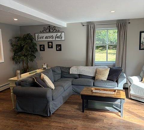 4th image of 70 Crescent Lane UNIT 70