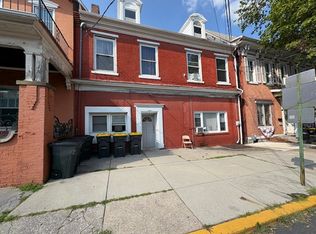 157 W High St APT 7, Womelsdorf, PA
