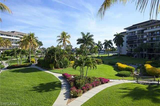 1st image of 633 Seaview Ct APT 3