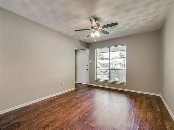 4th image of 2626 Cumberland Dr