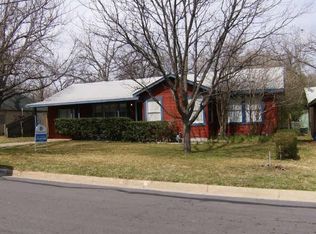 401 E Franklin St, Grapevine, TX 76051