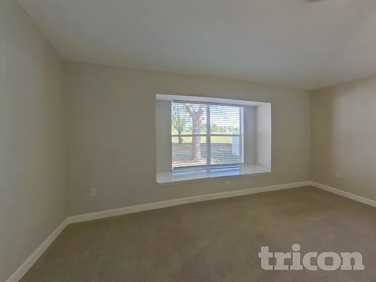 14131 Lemon Yellow Tree Ln — Photo 10