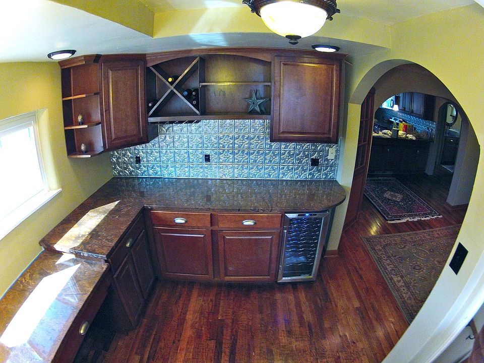 Wine bar and office