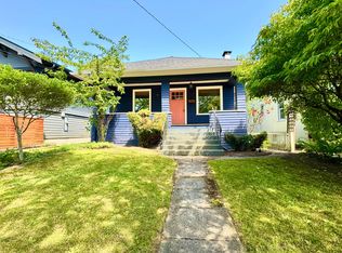 6744 11th Ave NW, Seattle, WA 98117