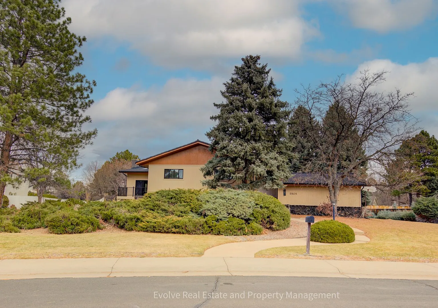 Evolve Real Estate: Exceptional Location! Remodeled 4-Bed Greenwood Village Home Walkable to Cher... — Photo 3
