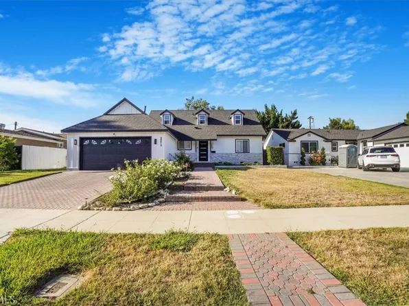 22612 Kittridge St, West Hills, CA 91307