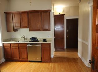3913 N Kildare Ave APT 1R, Chicago, IL 60641