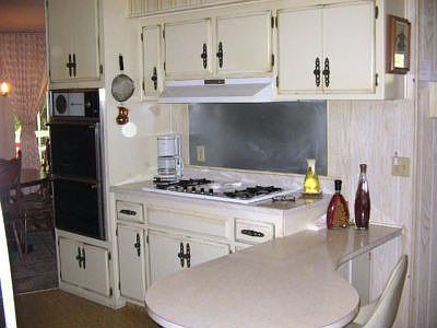 Kitchen, view 2