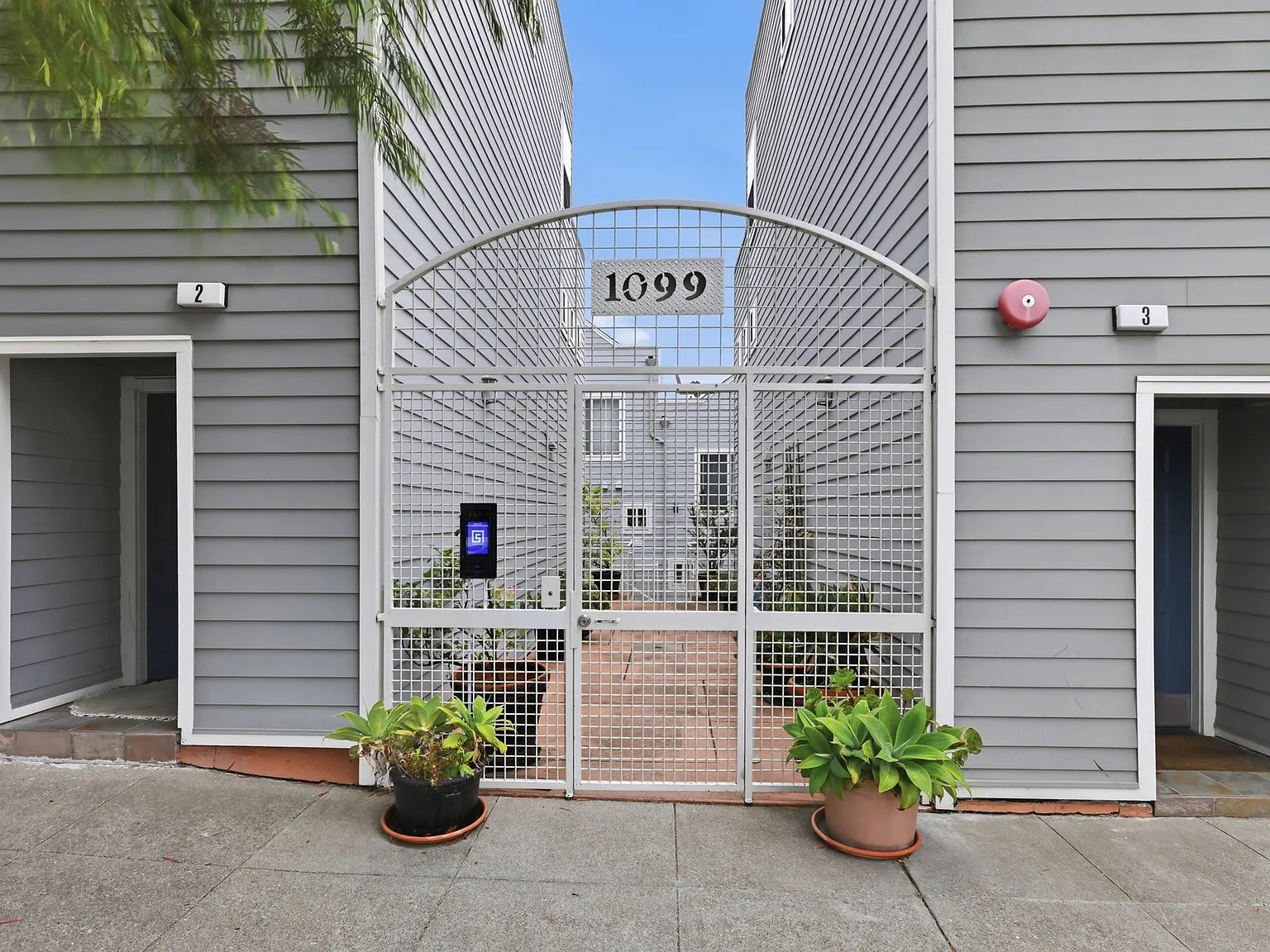 3 bed, 2.5 bath, 1262 sqft, $6,500 — Photo 1