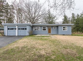 60 Helen Rd, Rochester, NY 14623