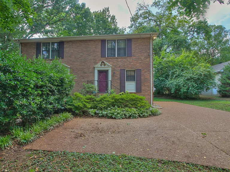 3321 Lealand Ln — Photo 28