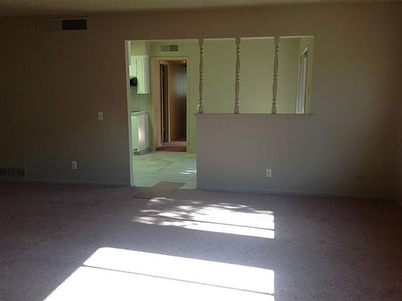 4th image of 4884 E Vassar Ave