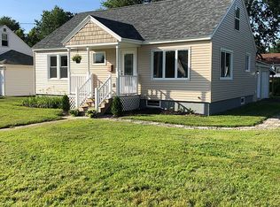 2096 Chepstow Rd, Schenectady, NY 12303