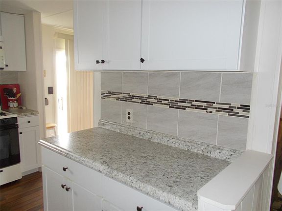 4th image of 6821 Ocean Ct
