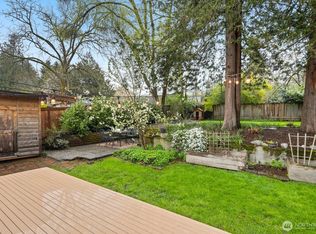 11710 Bartlett Ave NE, Seattle, WA 98125