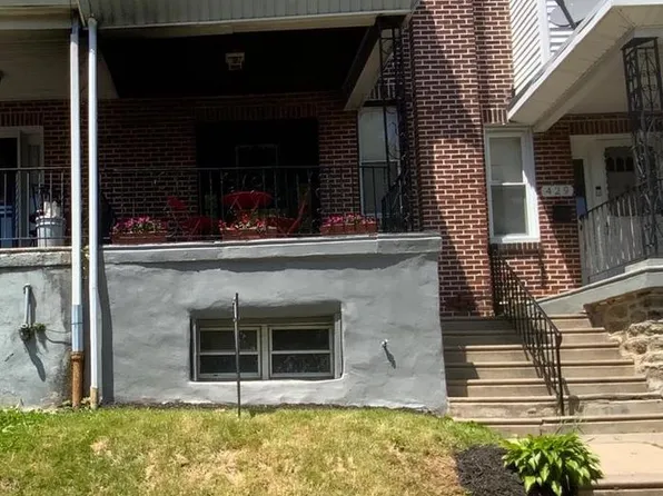 427 E Sharpnack St, Philadelphia, PA 19119