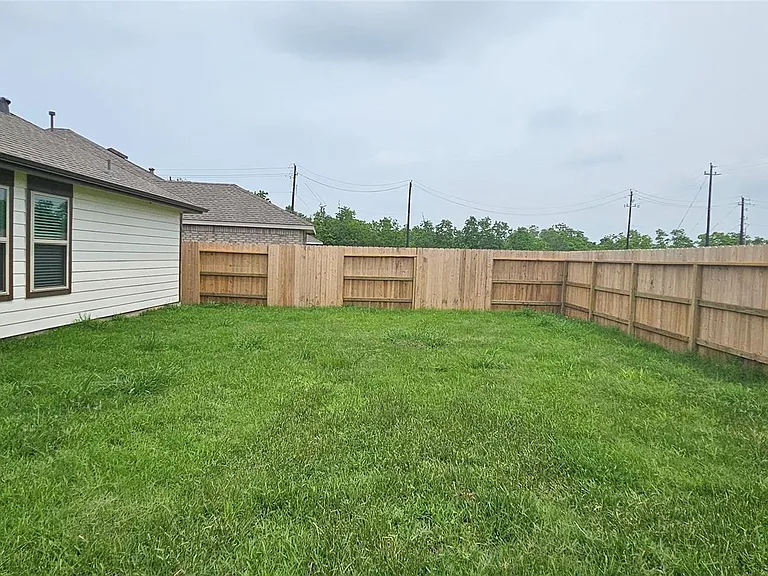 9918 Lockridge Manor Dr — Photo 16