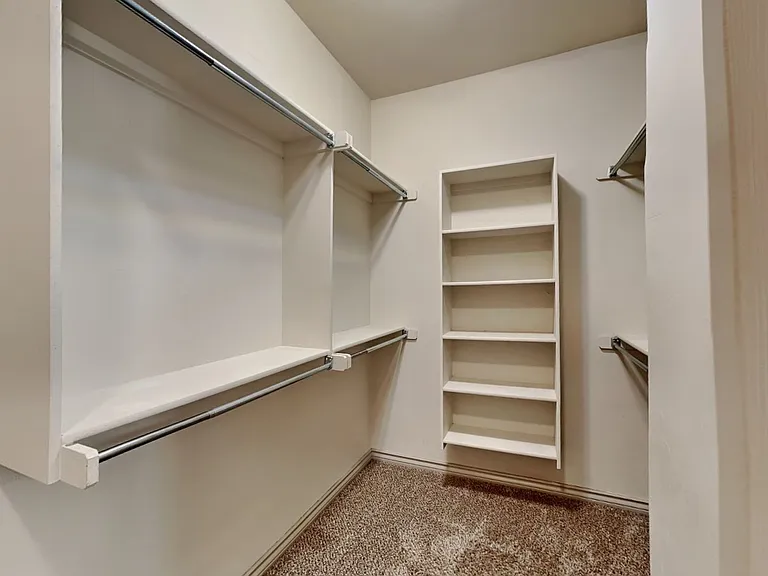 9416 NW 91st Cir — Photo 16