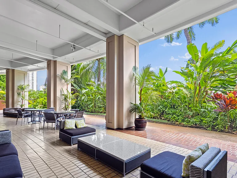 2333 Kapiolani Blvd #1614 — Photo 23