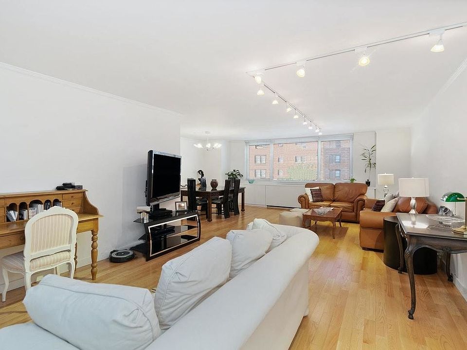 1st image of 501 E 79th St APT 3D