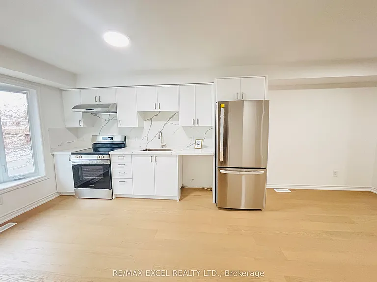 11 Plaisance Rd #5 — Photo 9
