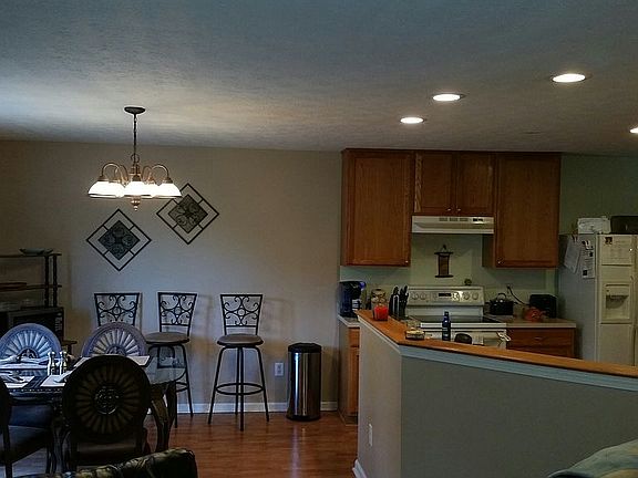 3rd image of 11623 Congressional Ln