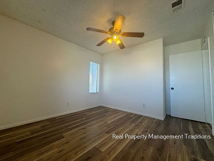 39559 166th St E — Photo 11