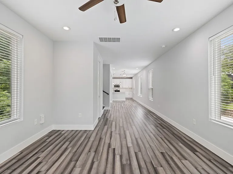 6109 Cherrylawn Cir #A — Photo 22